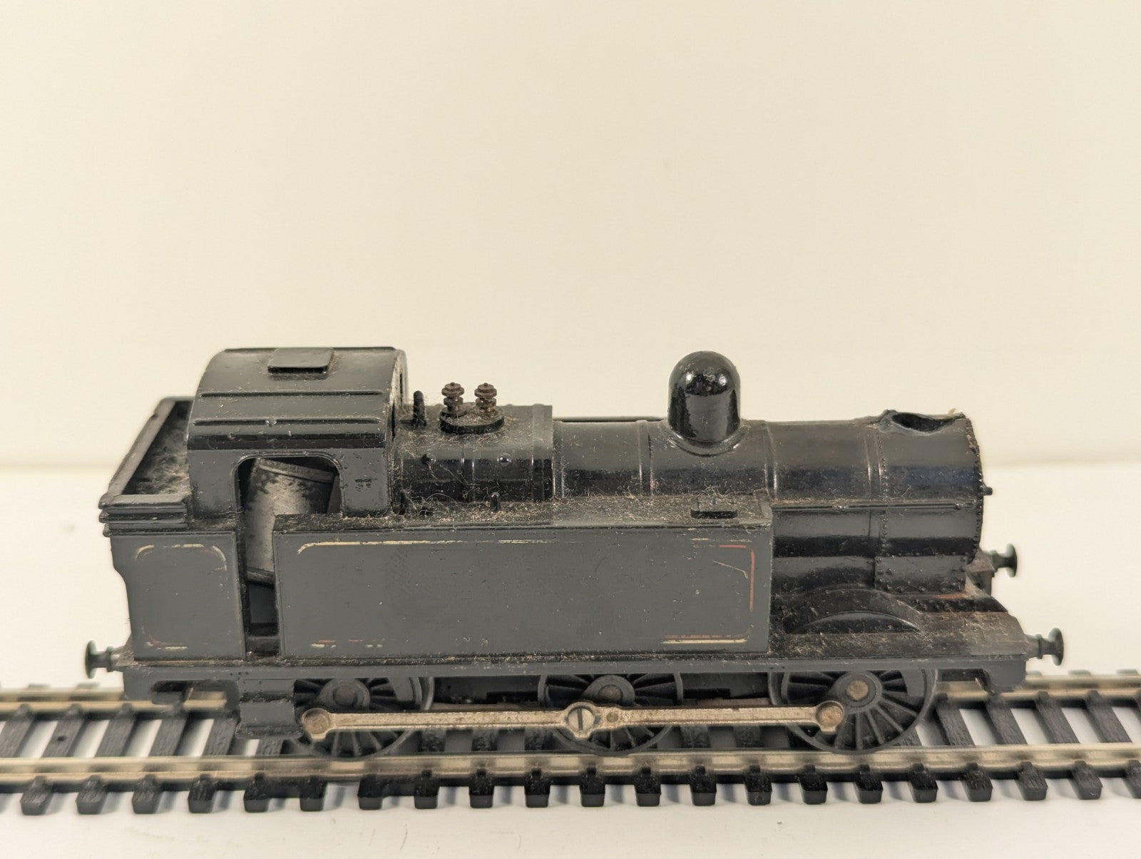 Triang Jinty 0-6-0 Spares/Repair Missing Chimney