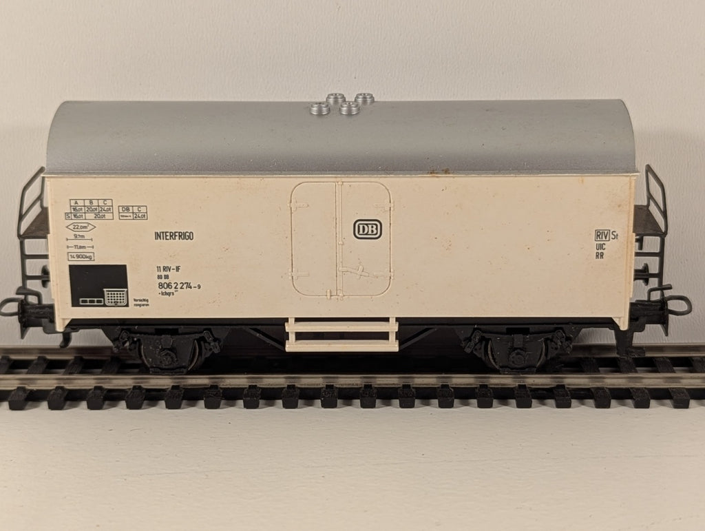 Märklin HO 4415 Interfrigo Refrigerator Car – DB