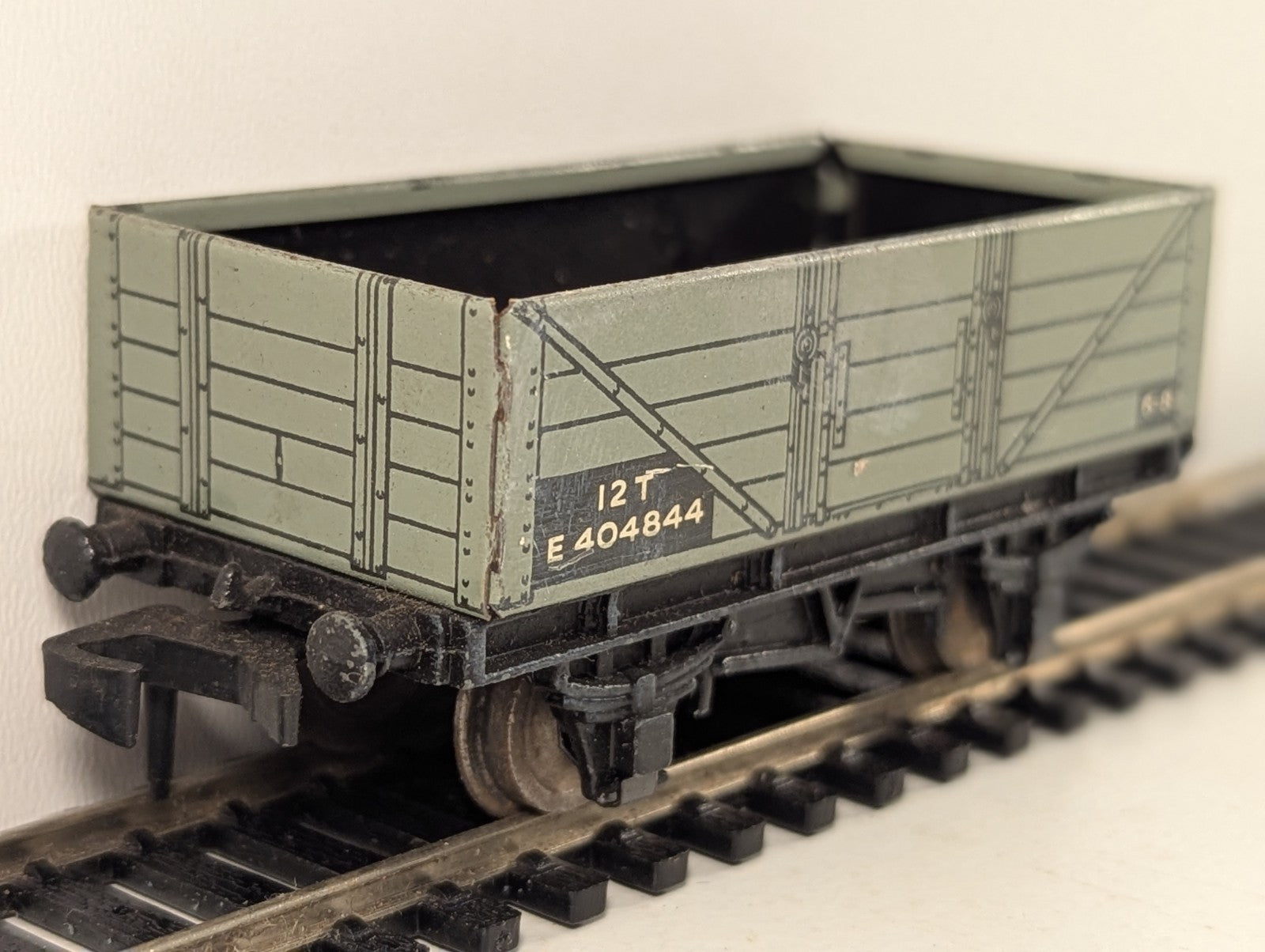 Hornby Dublo 32025 3 Rail BR 12 Ton 5 Plank Coal Wagon OO Gauge
