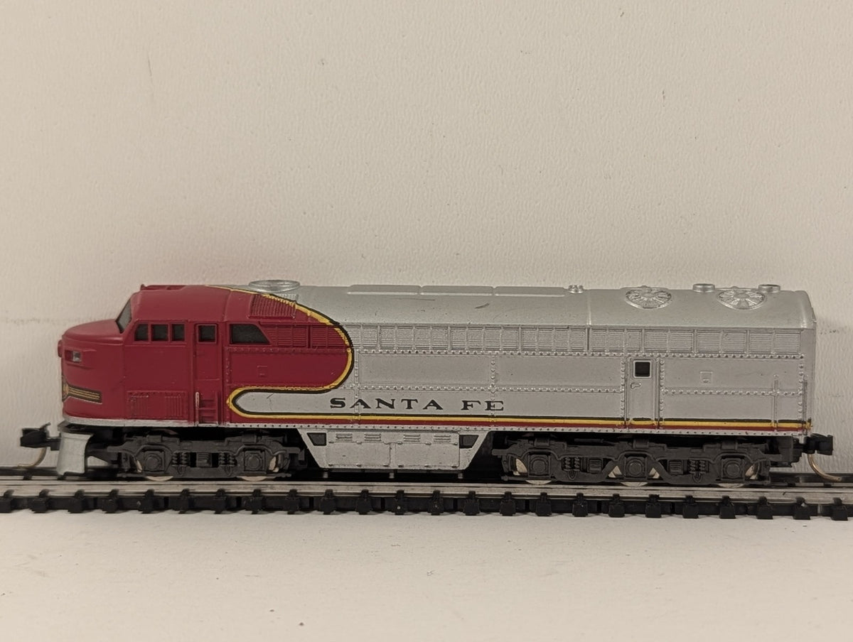 Atlas N Gauge FM C-Liner Diesel Locomotive Santa Fe Warbonnet 2131