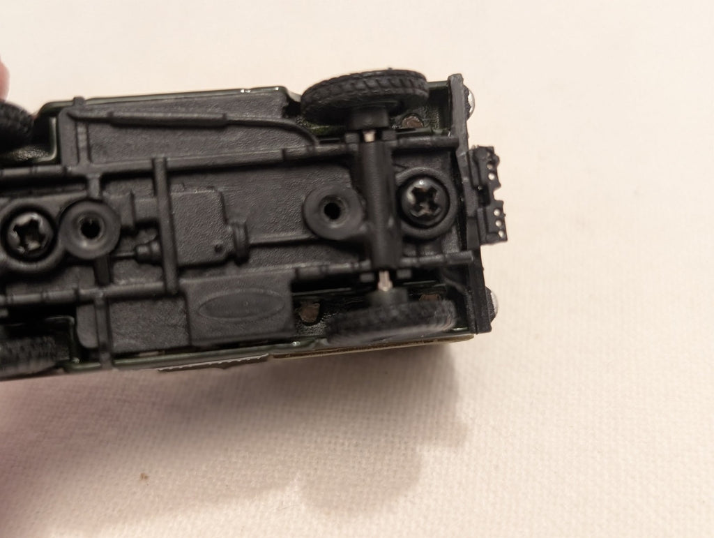Oxford Diecast 1:76 / OO Gauge Land Rover Series 1 Canvas Tilt Die-cast Vehicle