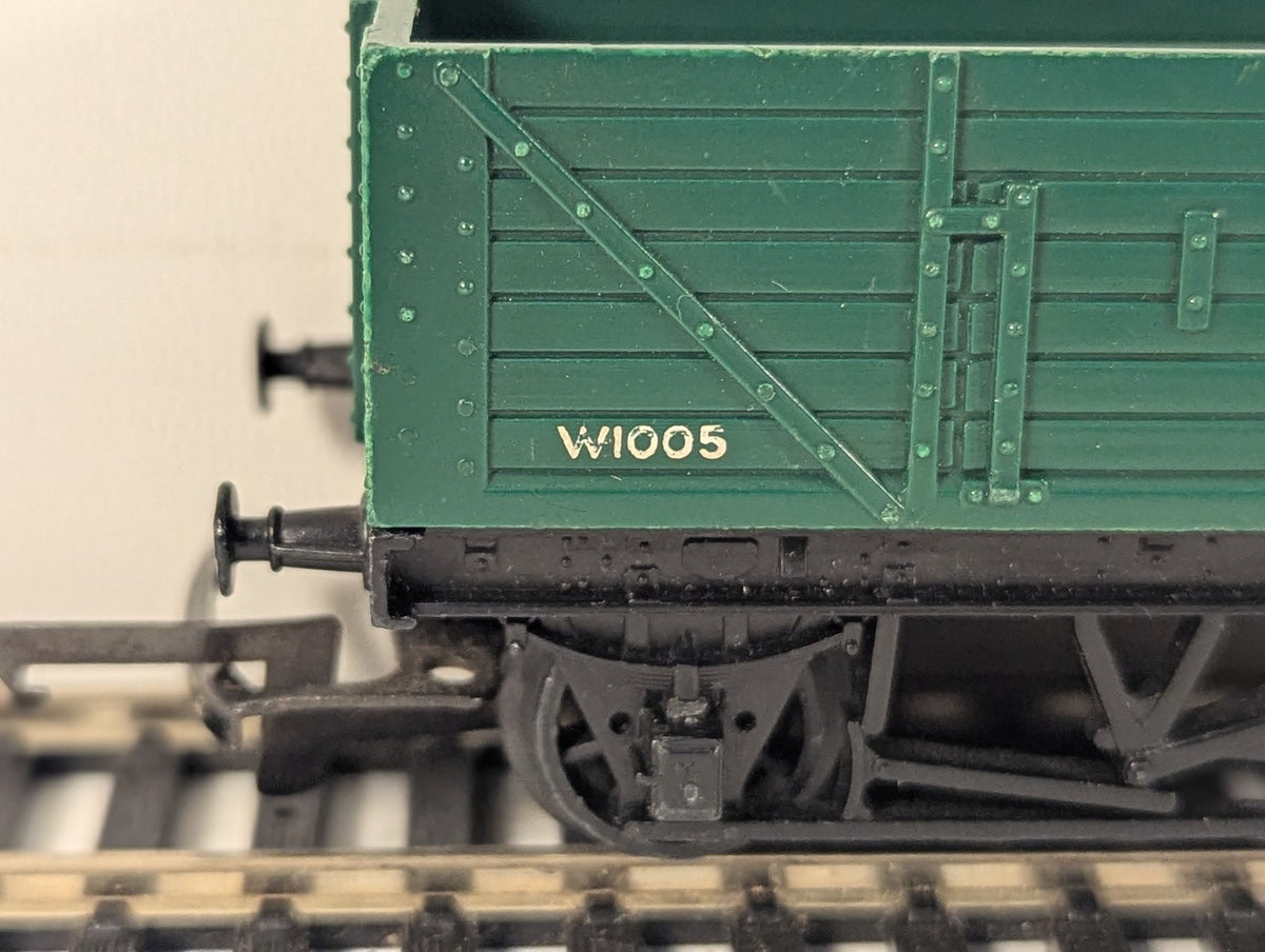 Tri-ang OO Gauge 5-Plank Open Wagon Goods Wagon W1005 Green