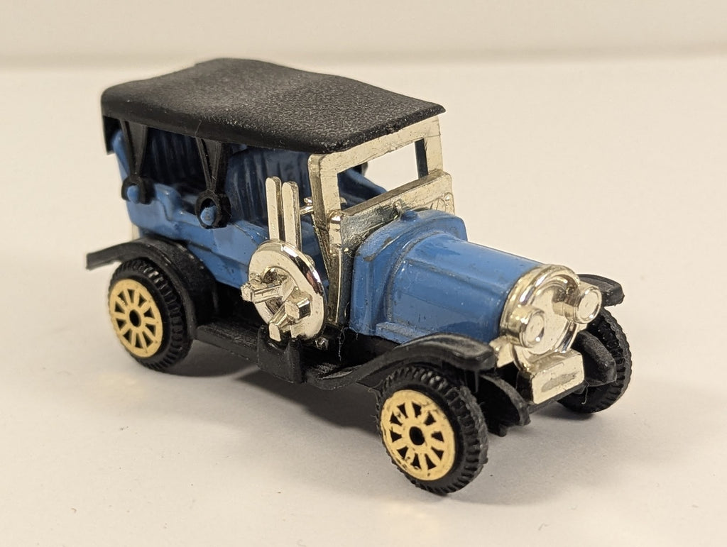Summer Delaunay Die-cast Car Blue and Black S 8507
