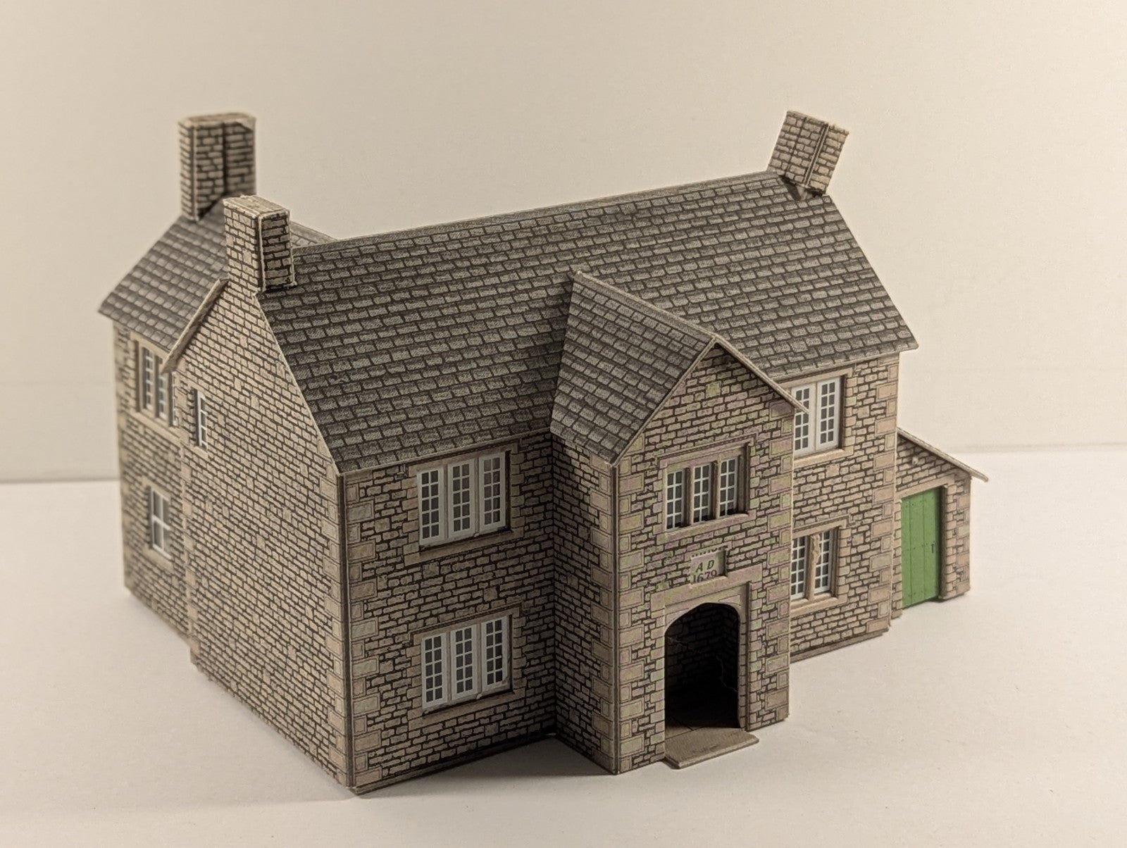Metcalfe PO250 OO/HO Gauge Manor Farm House Card Kit
