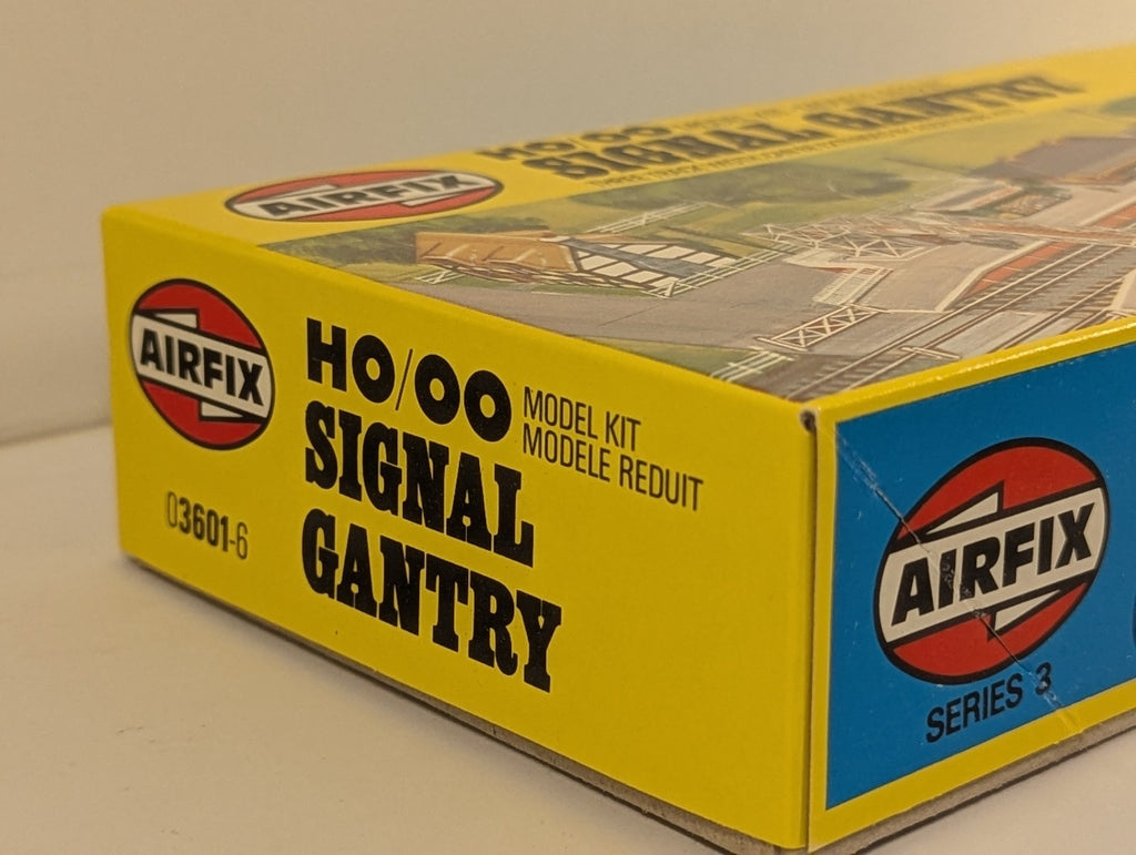 Airfix HO/OO Signal Gantry Model Kit 03601-6
