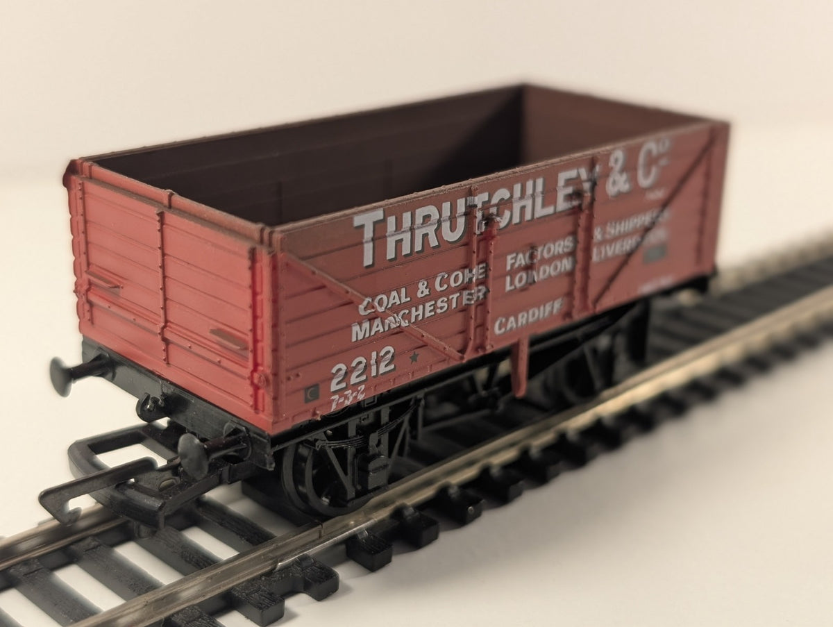 Dapol B103 OO Gauge 7-Plank Wagon – Thrutchley & Co.