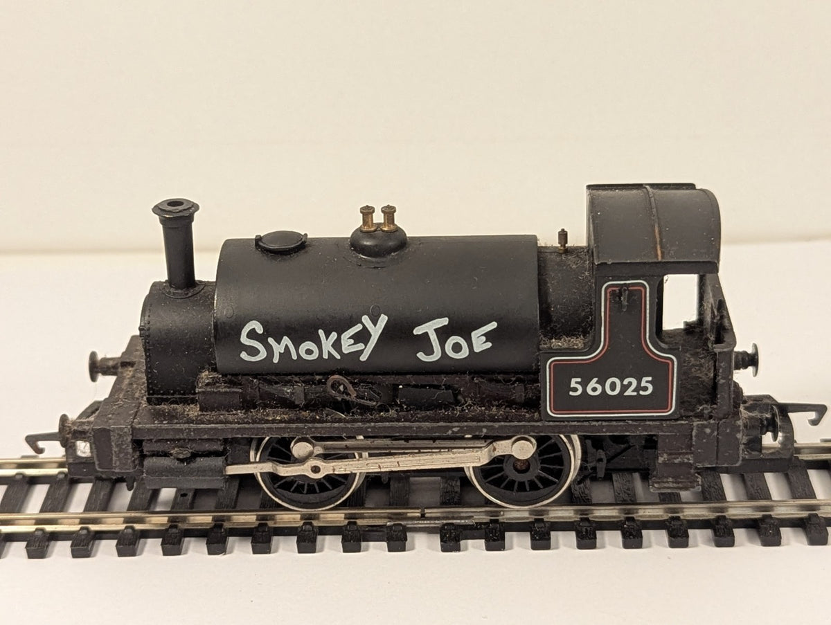 Hornby OO Gauge Smokey Joe 0-4-0ST Tank Locomotive