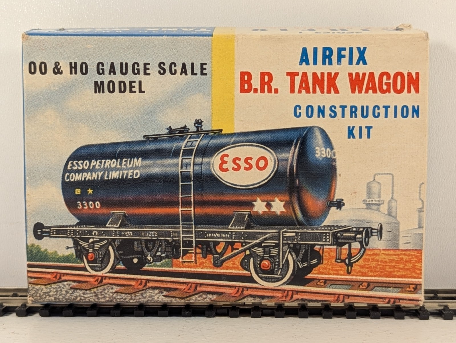 Airfix Pattern No. R.I British Railways Tank Wagon Kit