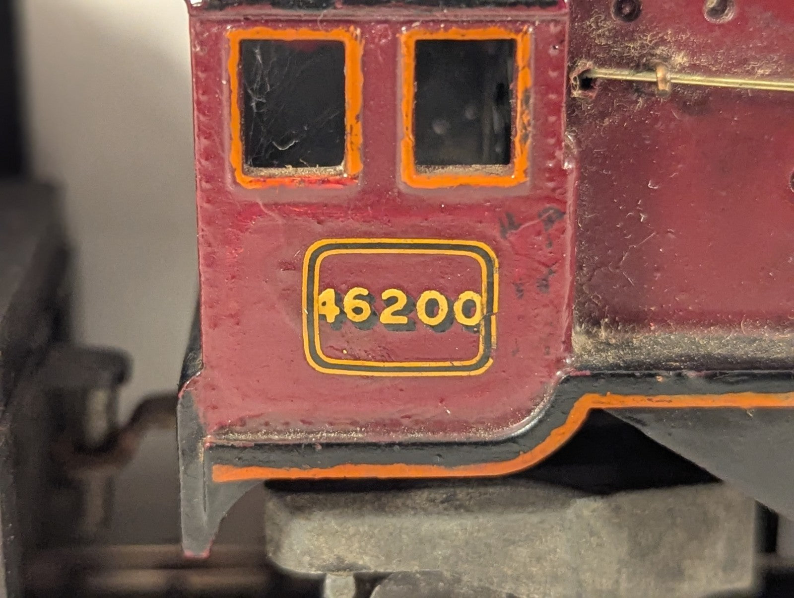 Triang OO Gauge Princess Royal Class 4-6-2 'The Princess Royal - wrong tender
