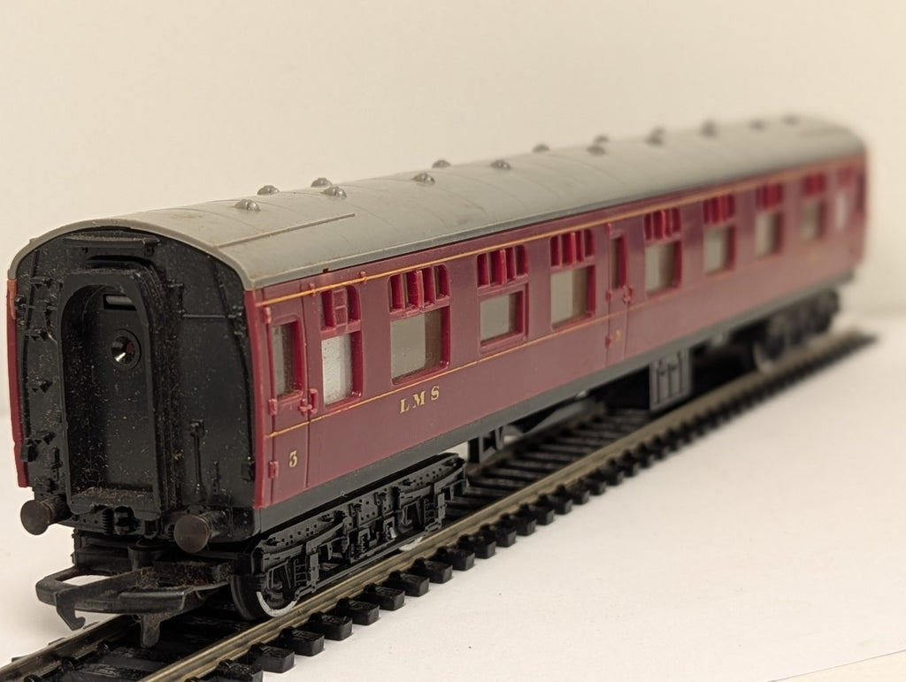 Tri-ang R936 OO Gauge LMS Corridor Brake 3rd Coach