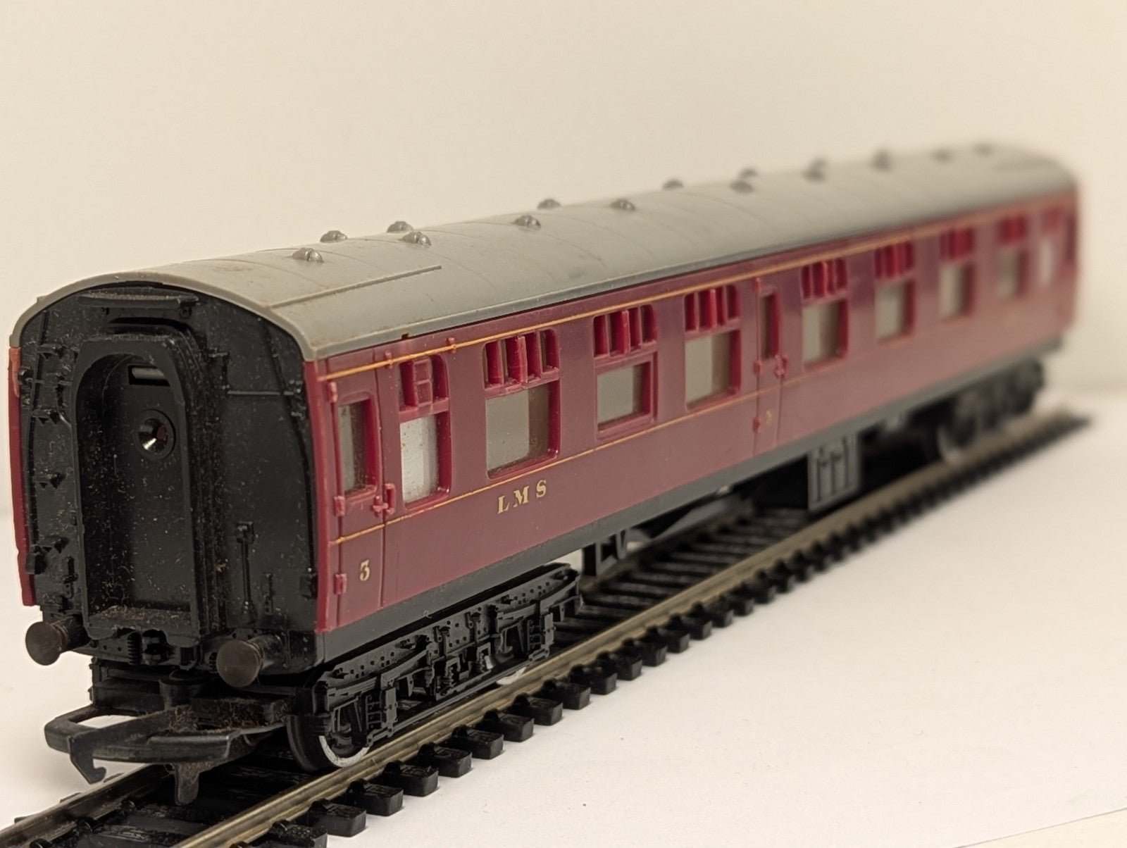 Tri-ang R936 OO Gauge LMS Corridor Brake 3rd Coach