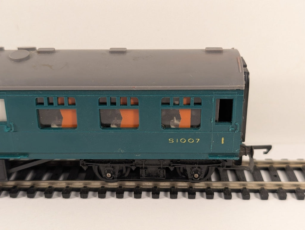 Tri-ang R229 OO Gauge Southern Railway 1st Class Restaurant Car
