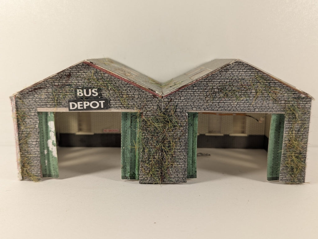 Metcalfe OO Gauge Bus Depot Building PO226
