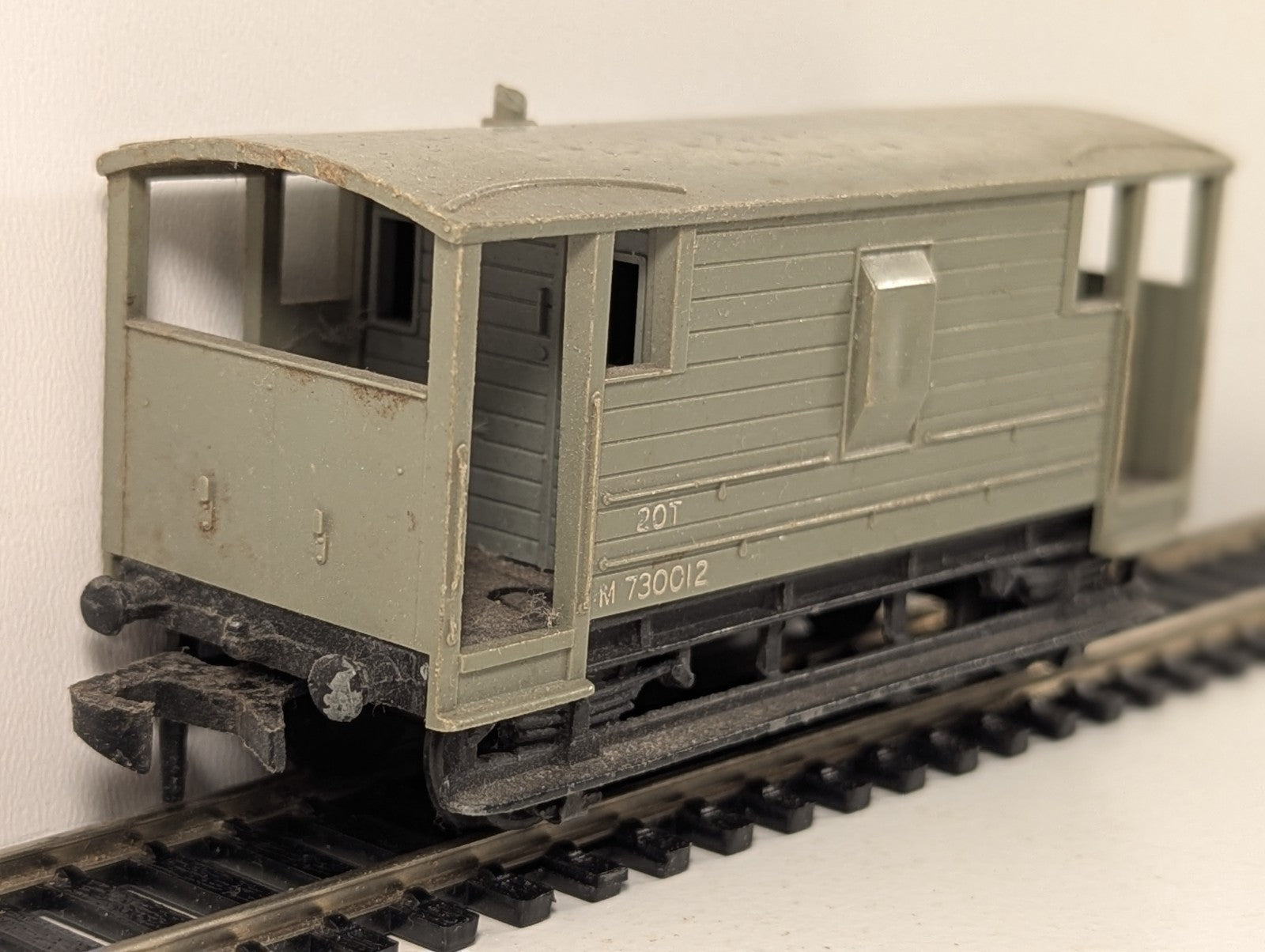 Hornby Dublo BR 20 Ton Goods Brake Van OO Gauge