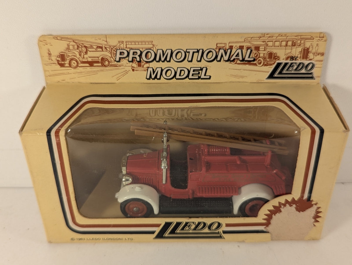 Lledo Borough Green & District Fire Brigade Fire Engine Die-cast Model Vehicle