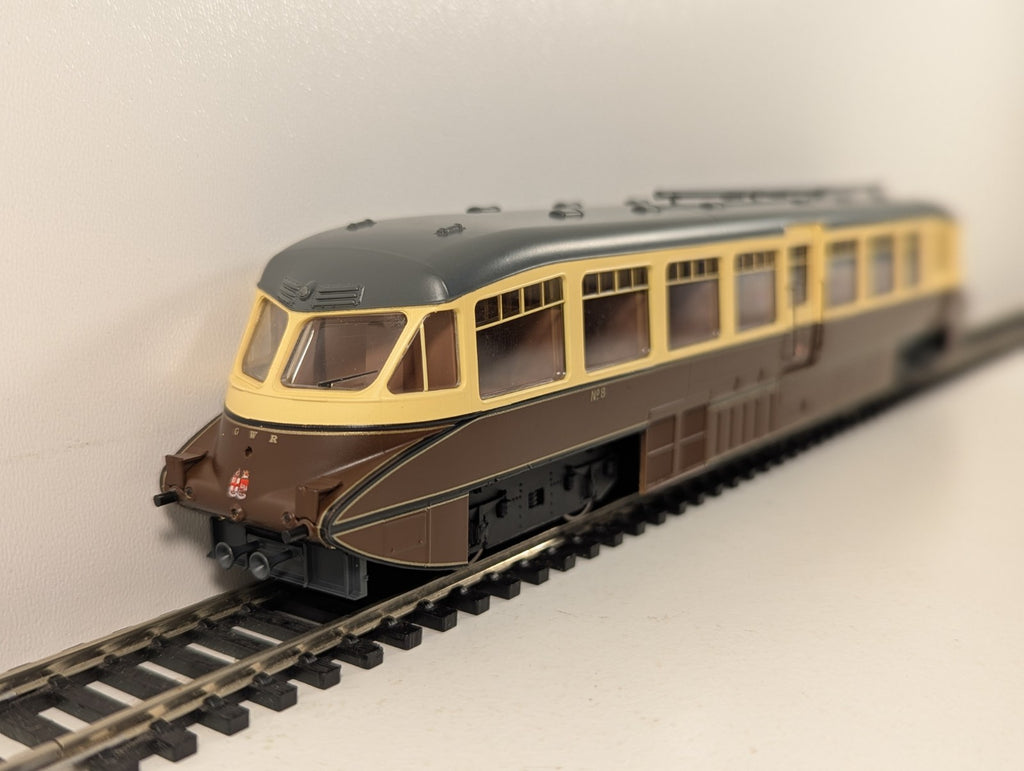 Dapol 4D-011-004 OO Gauge GWR Twin Cities Streamlined Railcar DCC Ready