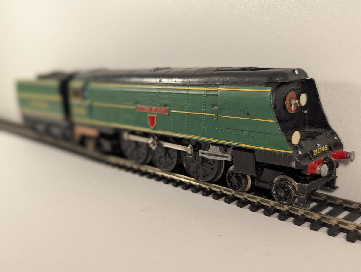 Triang OO Gauge Bulleid West Country Class 4-6-2 'Ottery St. Mary'