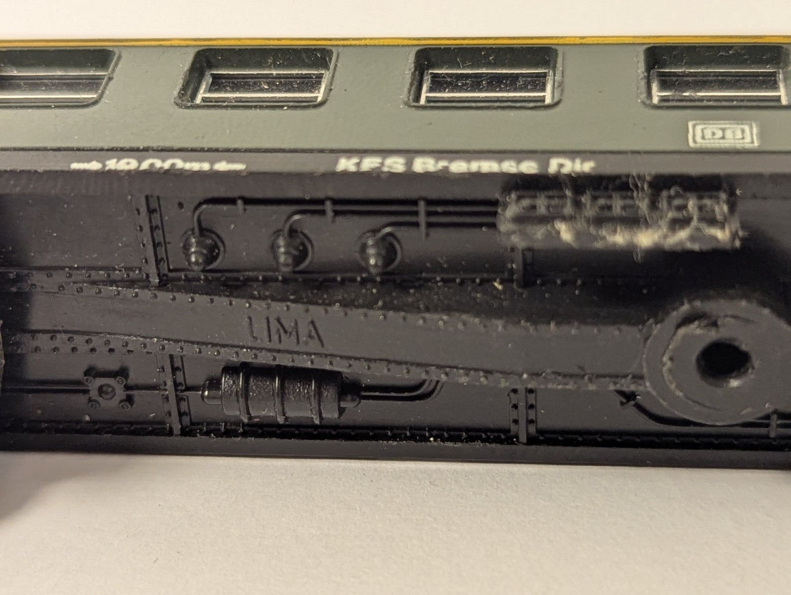 Lima N Gauge Passenger Coach