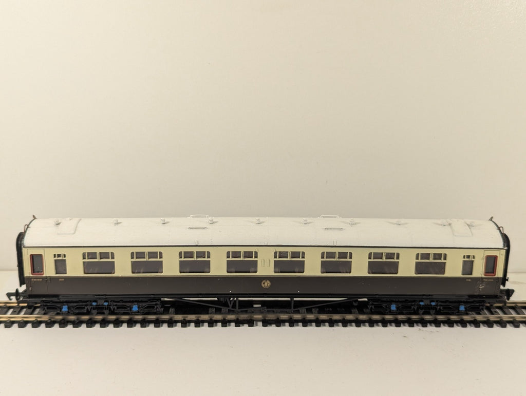 Mainline 937124 OO Gauge GWR Collett 3rd Corridor Coach
