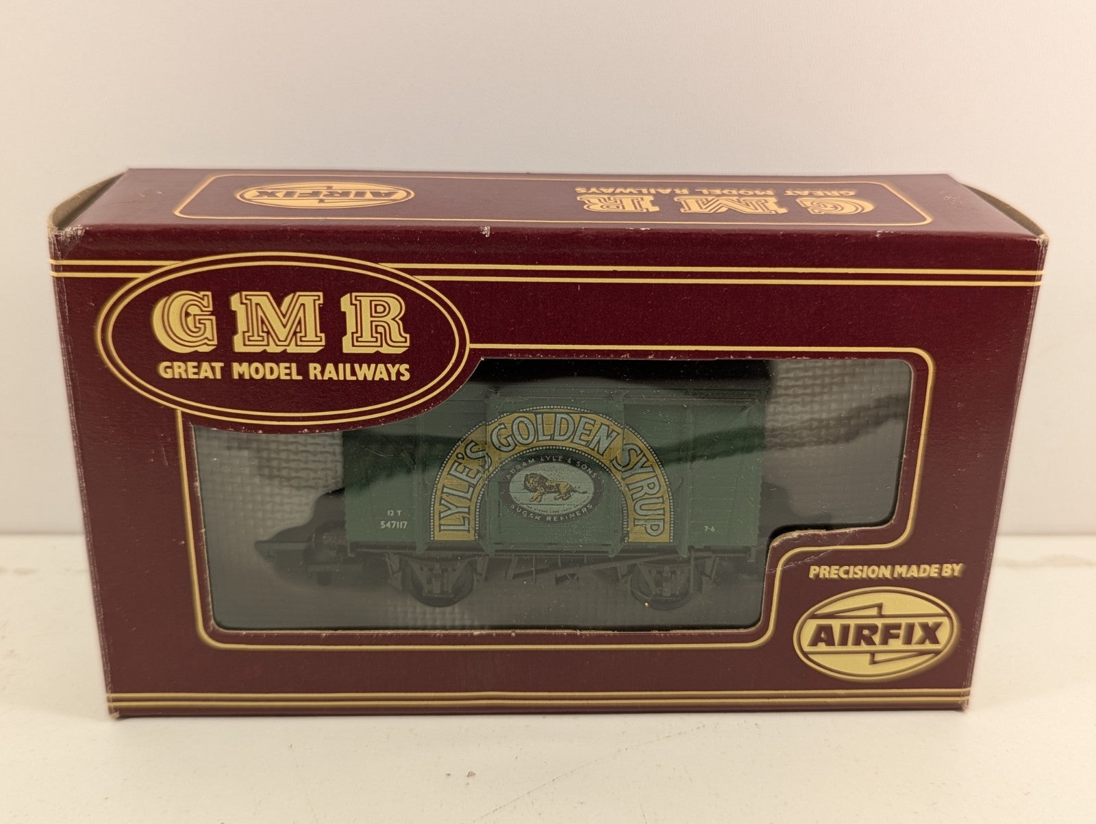 Airfix OO Gauge 54310 12T Wagon Lyle’s Golden Syrup Livery