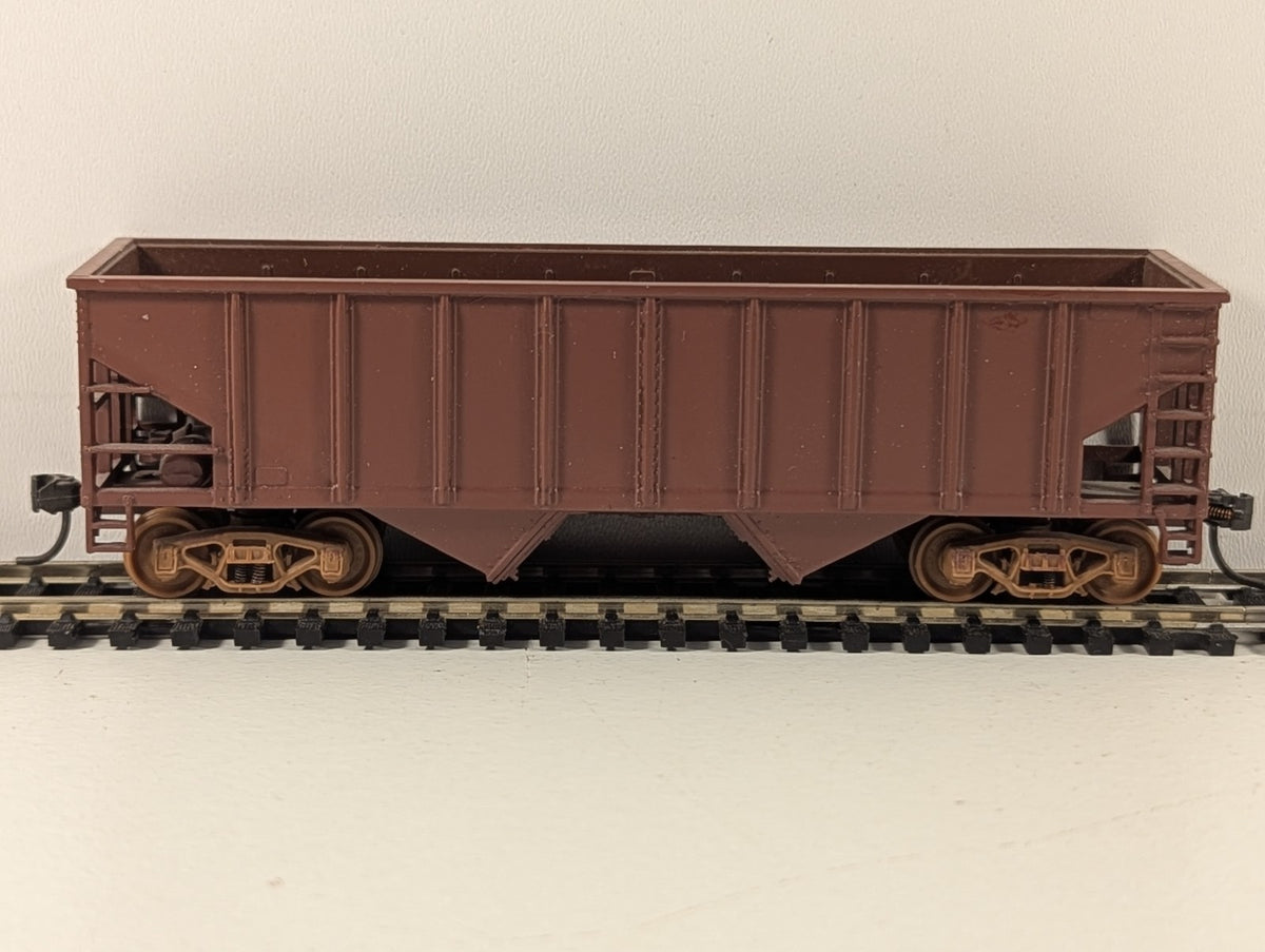 Walthers HO Gauge Coal Hopper Wagon