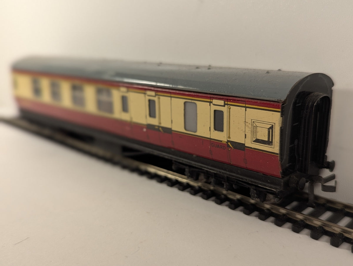 Hornby Dublo OO Gauge BR Corridor Brake Third Coach Passenger Coach M26133