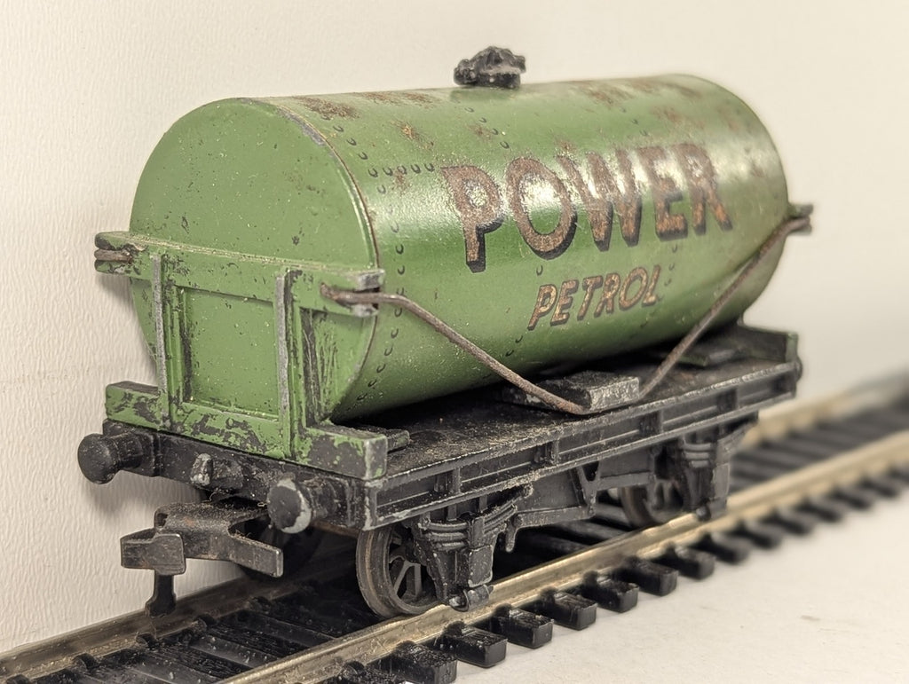 Hornby Dublo OO Gauge Power Petrol Tank Wagon Goods Wagon Power Petrol Green D1