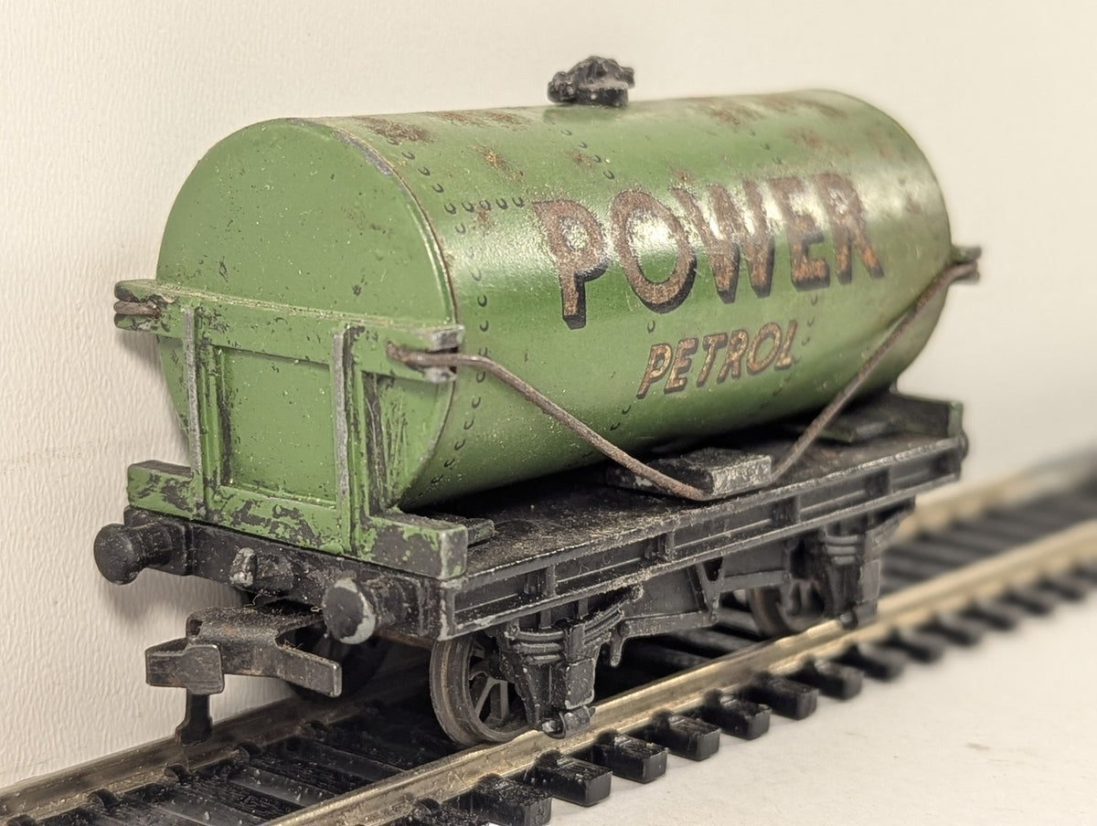 Hornby Dublo OO Gauge Power Petrol Tank Wagon Goods Wagon Power Petrol Green D1
