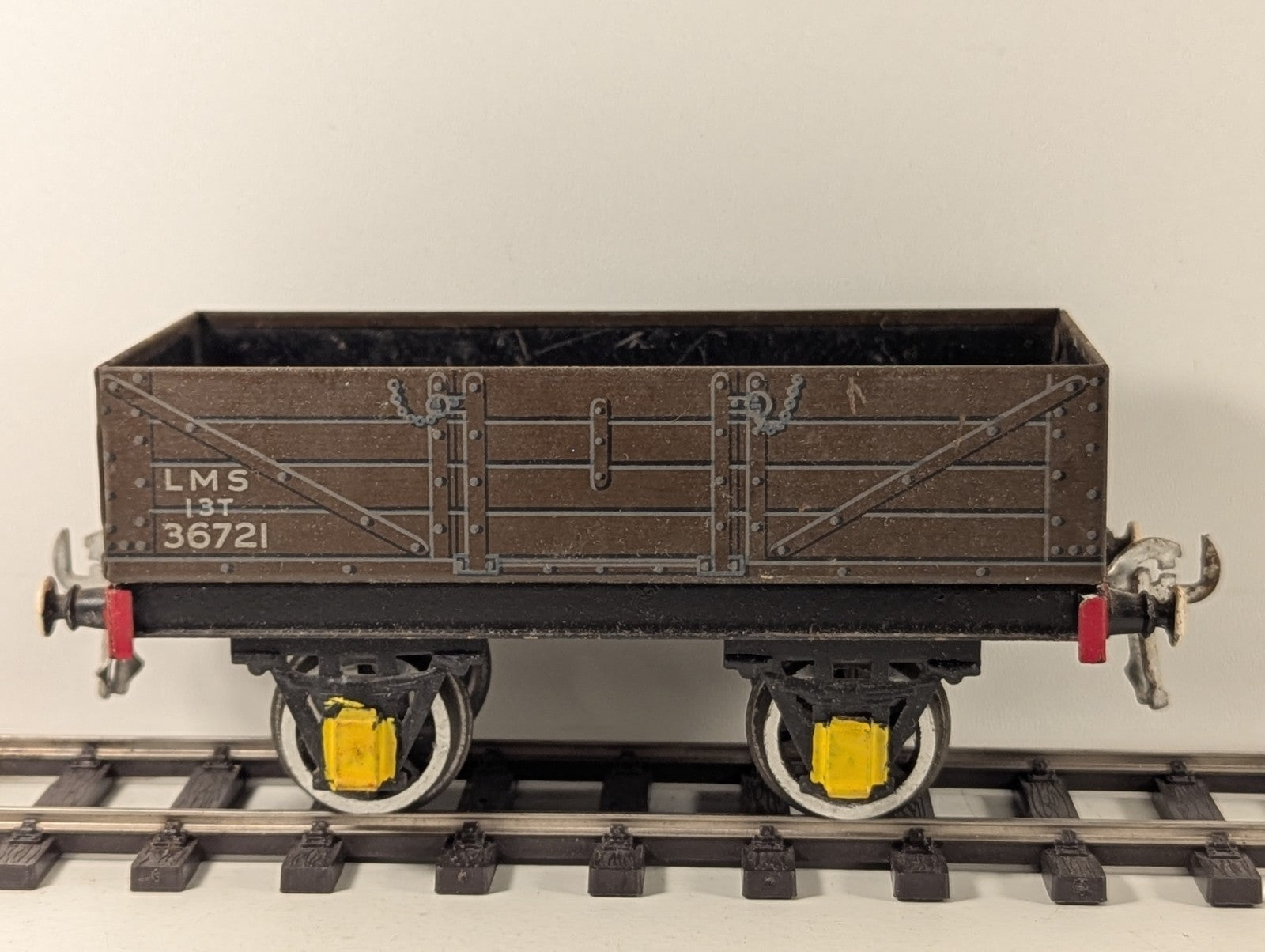 Hornby O Gauge Tinplate LMS 5 Plank Open Wagon Brown - Repainted Axle Box