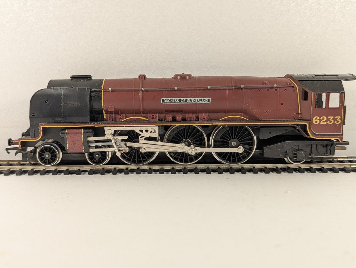 Hornby OO Gauge Coronation Class 4-6-2 'Duchess of Sutherland' Steam Locomotive