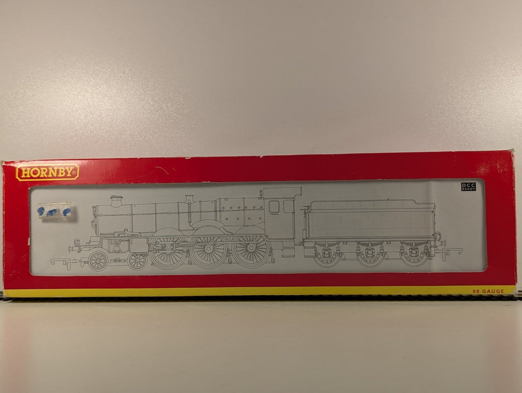 Hornby R2455 Castle Class 'Pendennis Castle' Steam Locomotive 4079