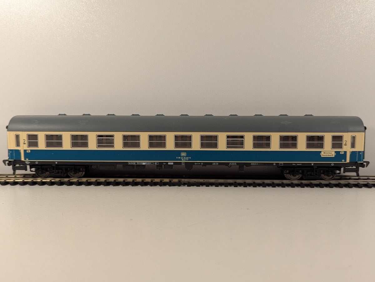 Fleischmann 5192 HO Gauge Deutsche Bundesbahn Passenger Coach