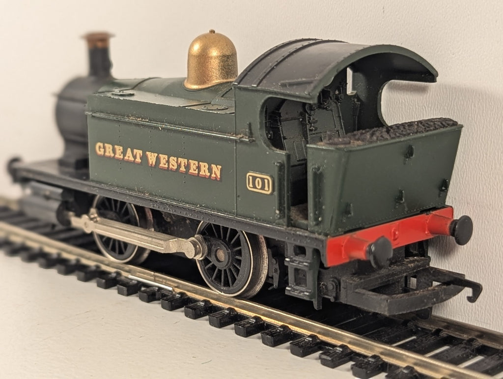 Hornby R077 GWR Holden Class 101 0-4-0T Tank Locomotive OO Gauge