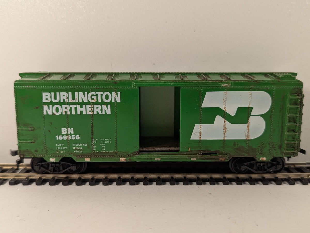 Life-Like HO Gauge Burlington Northern 40ft Steel Boxcar 159956