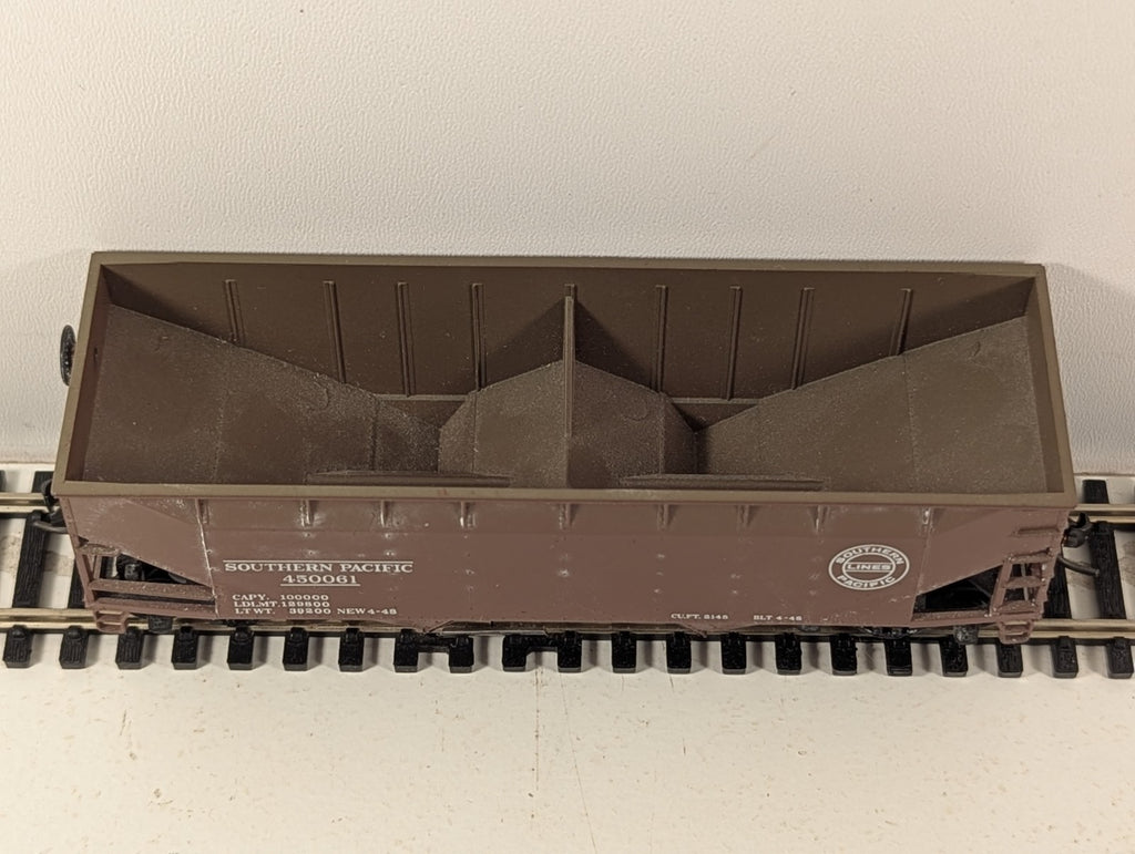 Athearn Southern Pacific 70-Ton Triple Hopper Car