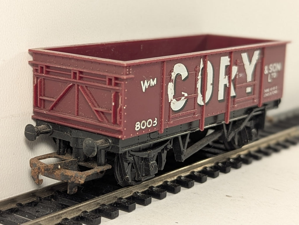 Tri-ang OO Gauge Wm Cory & Son Ltd 7-Plank Coal Wagon Rolling Stock 8003 / 8008