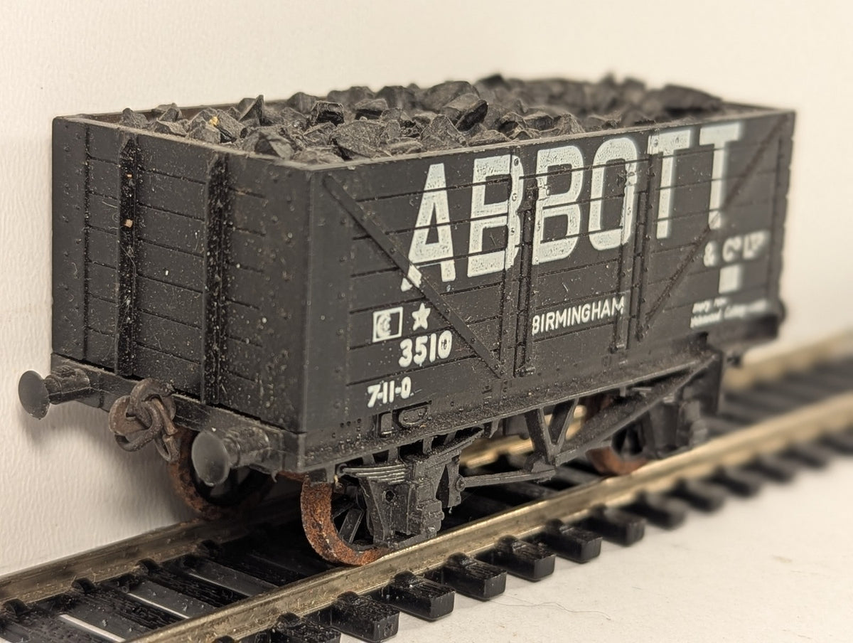 British Trix OO Gauge 7-Plank Coal Wagon 'Abbott & Co Ltd' Goods Wagon 3510