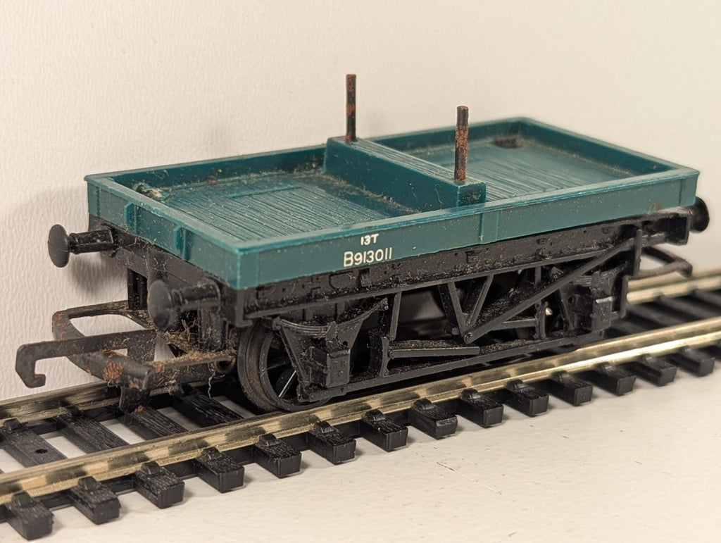 Hornby Tri-ang OO Gauge Bolster Wagon B913011