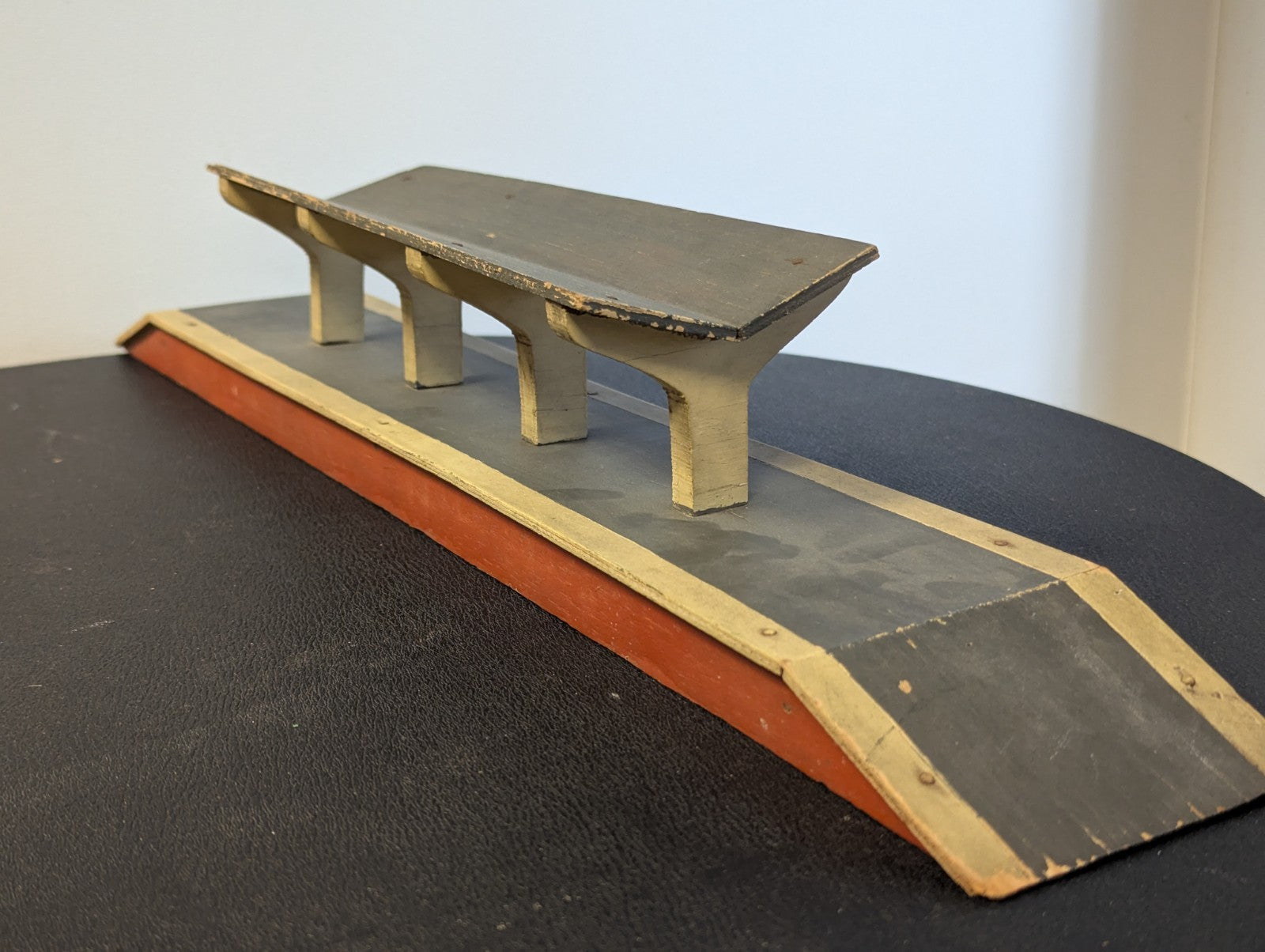 O Gauge Wooden Station Platform