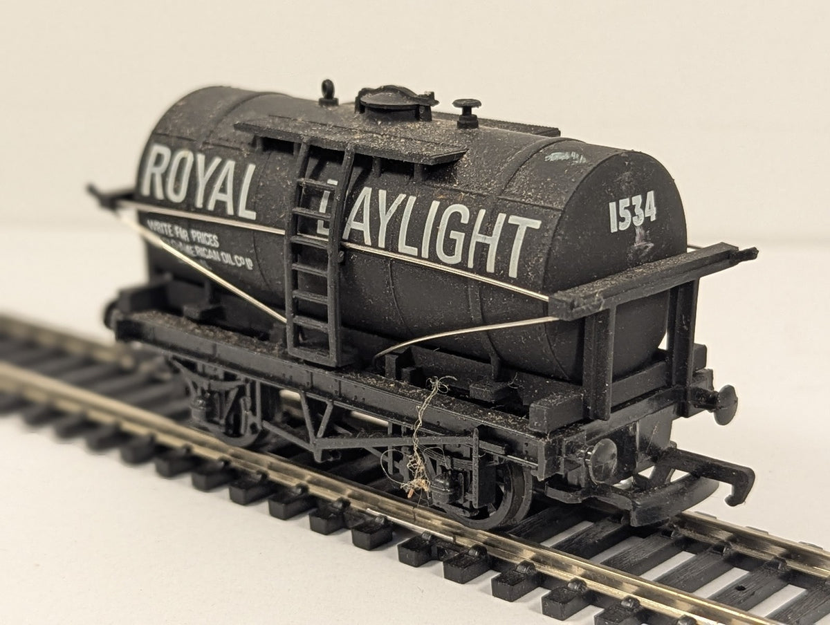 Mainline OO Gauge Royal Daylight 14-Ton Tank Wagon Goods Wagon 1534