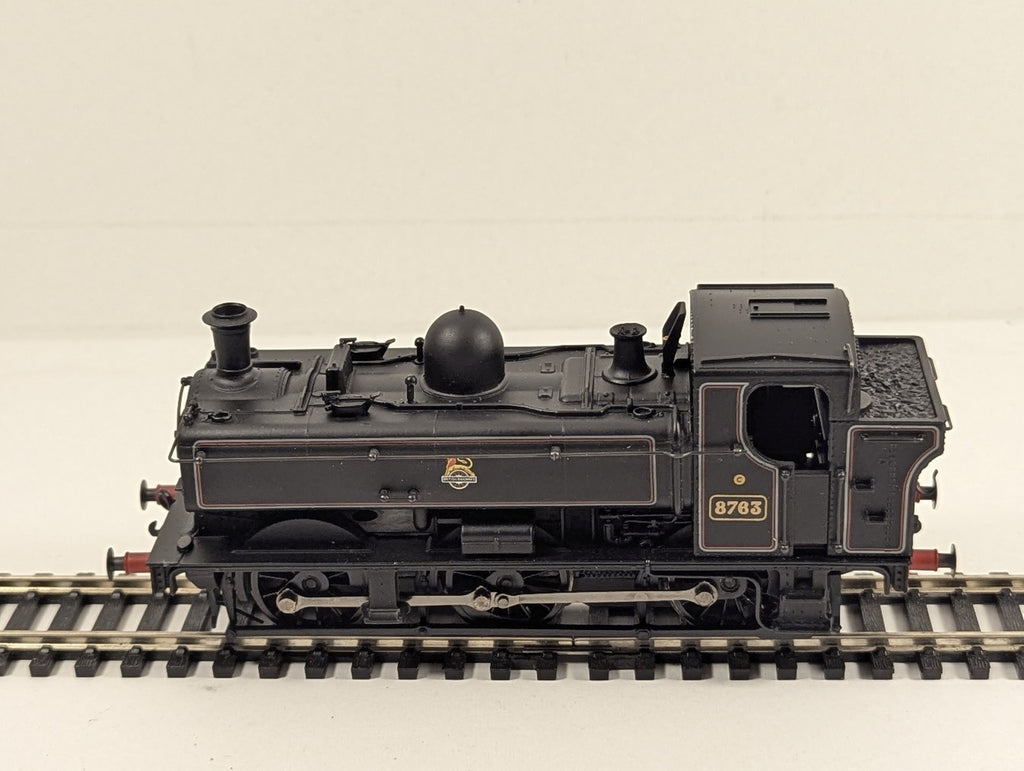 Bachmann OO Gauge Class 8750 Pannier Tank Steam Locomotive 8763 BR Lined Black