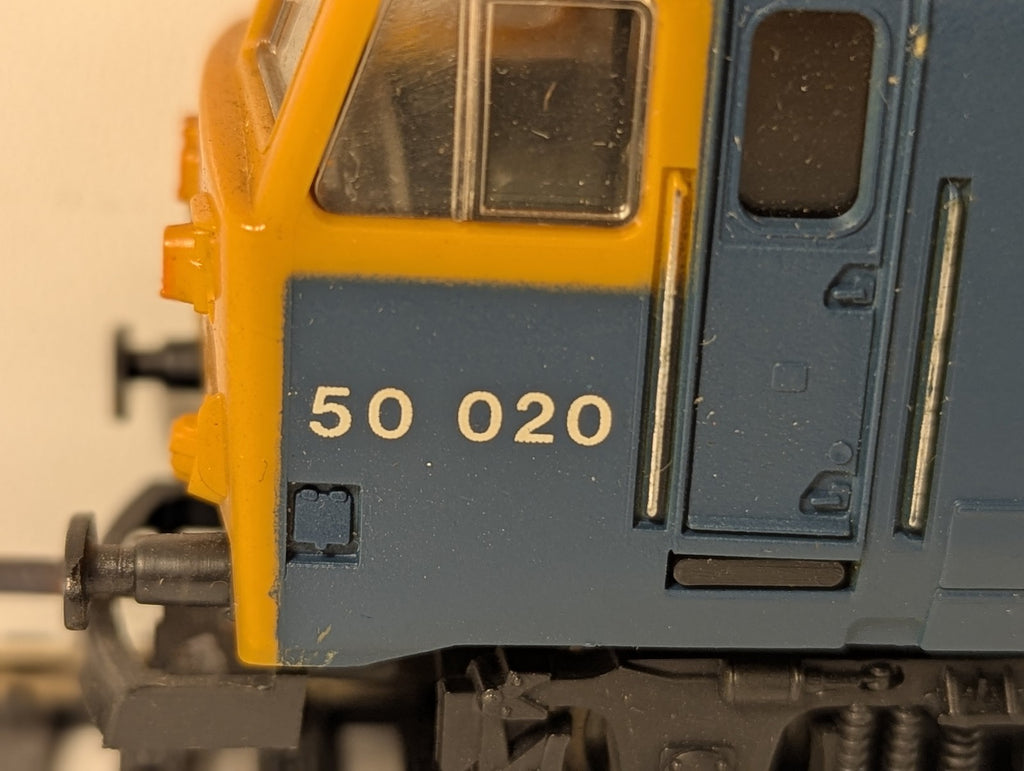 Lima OO Gauge Class 50 50020 'Revenge' Diesel Locomotive 50 020 BR Blue