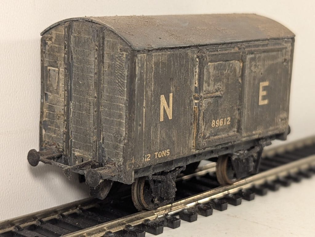 Kitbuilt LNER 12 Ton Ventilated Van Goods Wagon 89612 LNER Grey