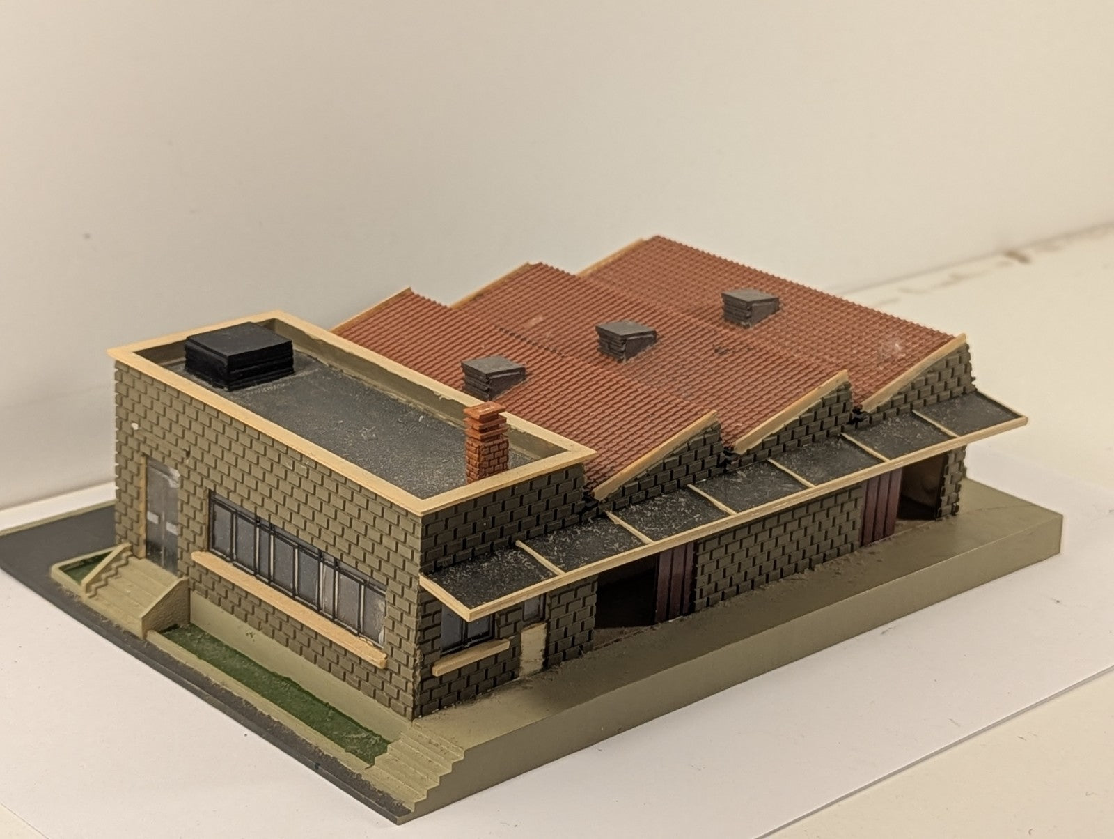 Jouef 5828 HO Scale Industrial Factory Building