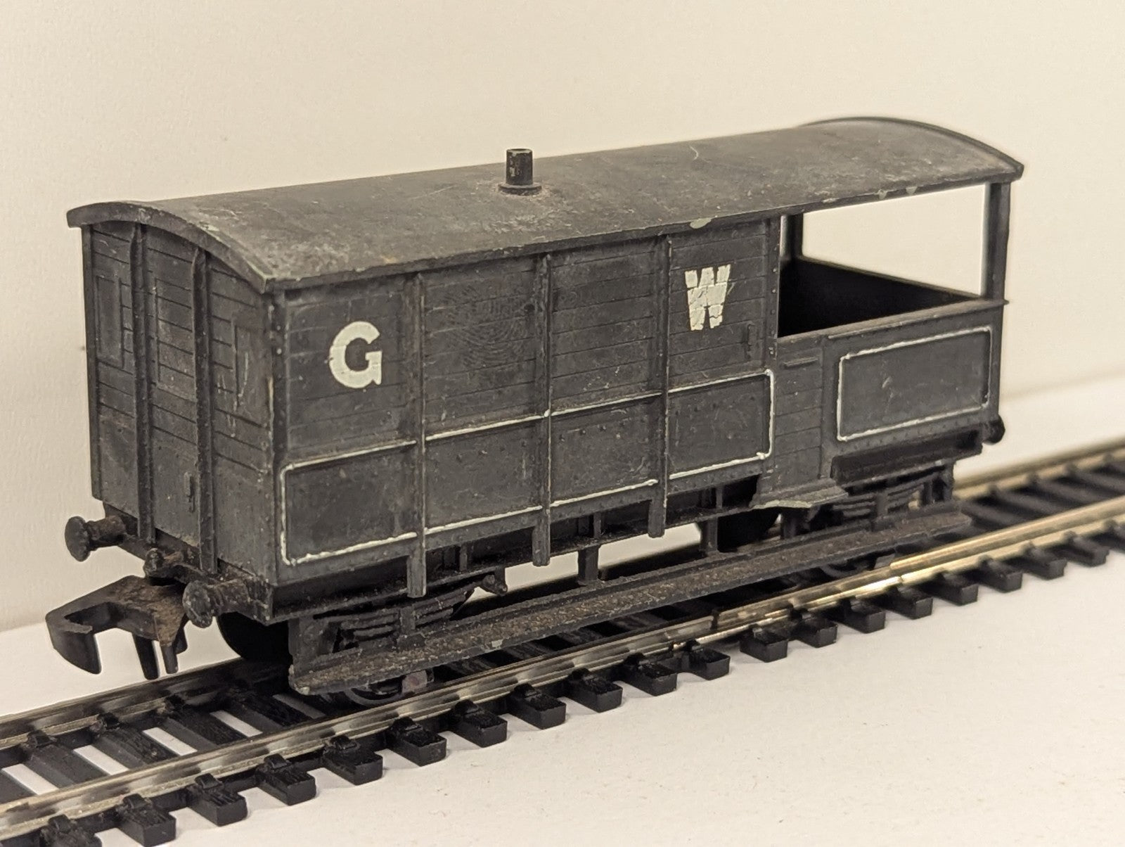 Hornby Dublo OO Gauge GWR “Toad” Brake Van