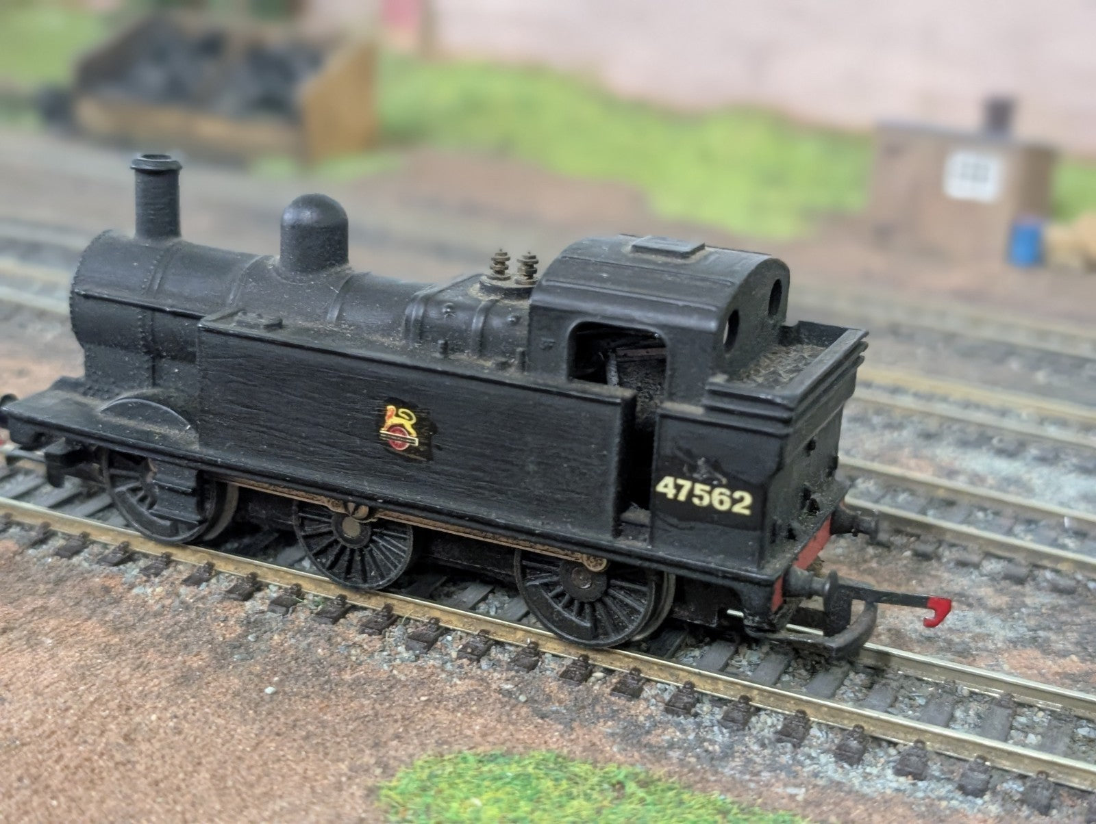 Tri-ang OO Gauge Class 3F "Jinty" 0-6-0T Steam Locomotive - Repainted