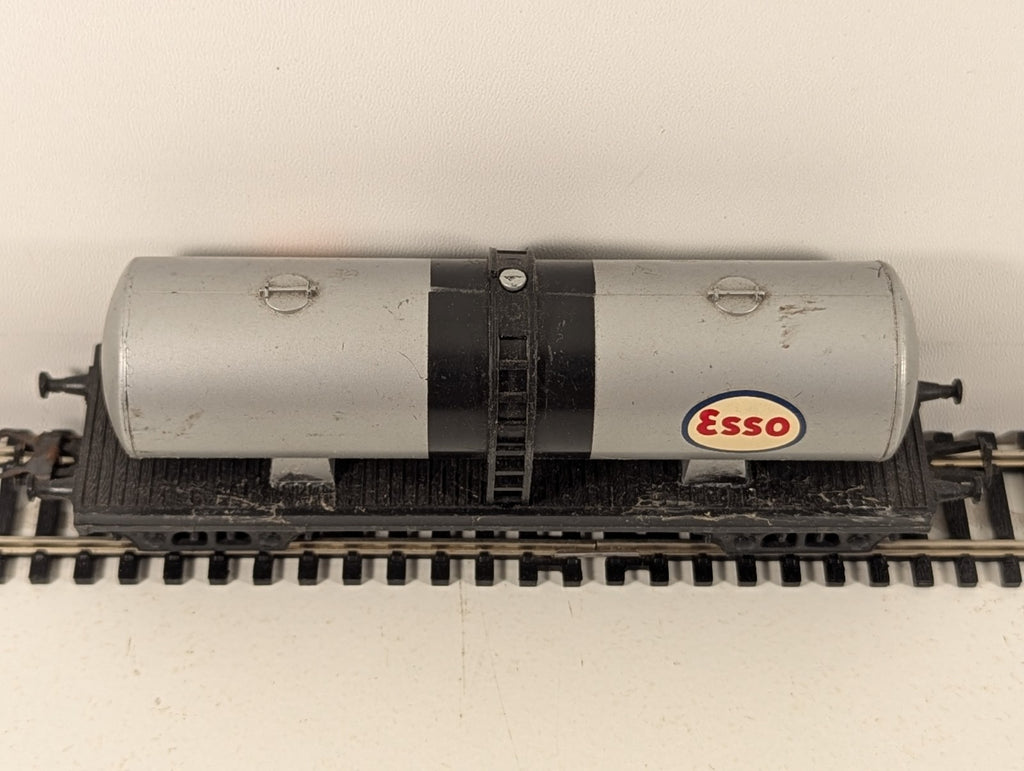 Lima OO Gauge Grey Esso Tank Wagon