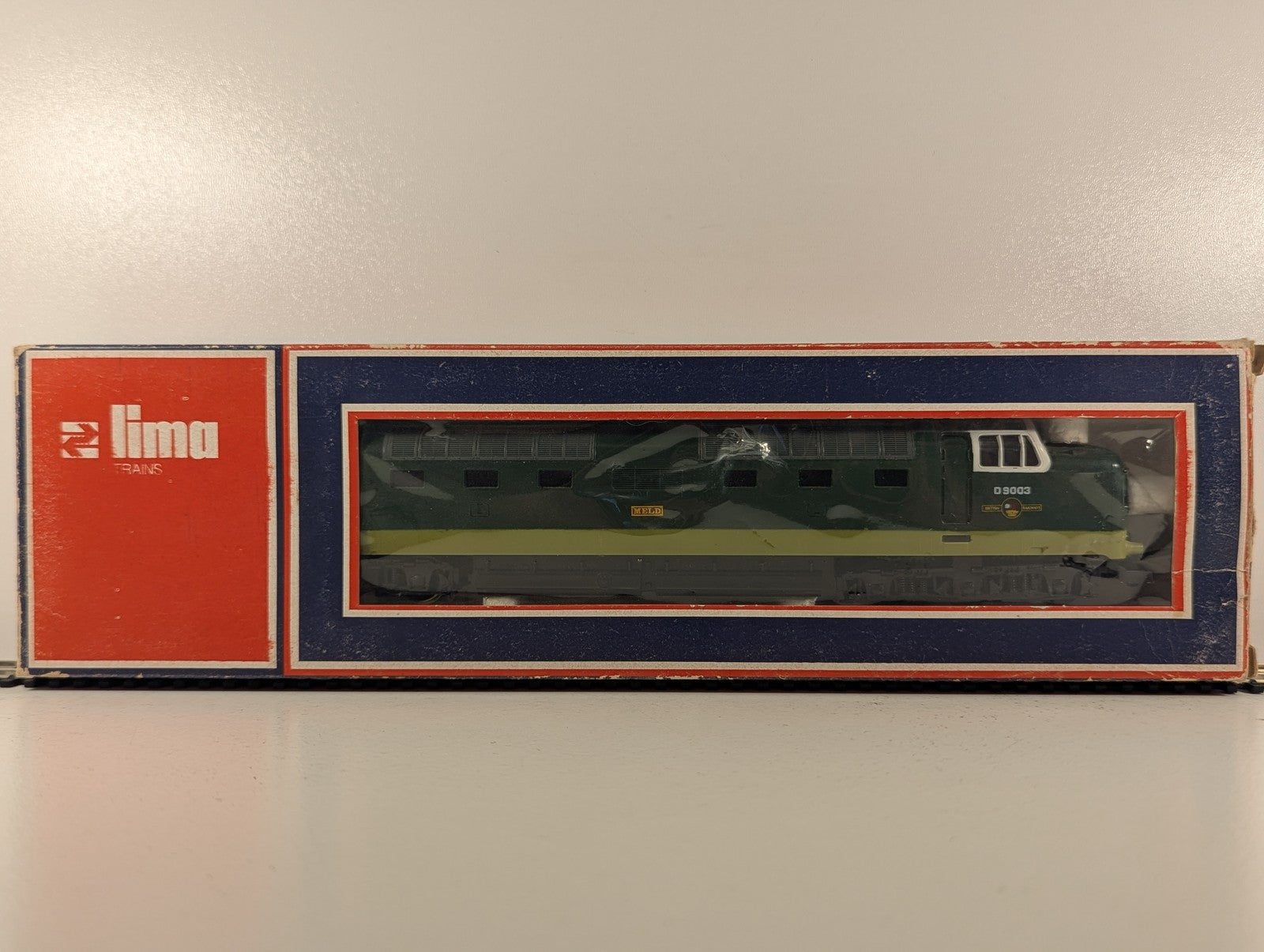 Lima OO Gauge Class 55 Deltic 'Meld' Diesel Locomotive D9003 BR Two-Tone Green