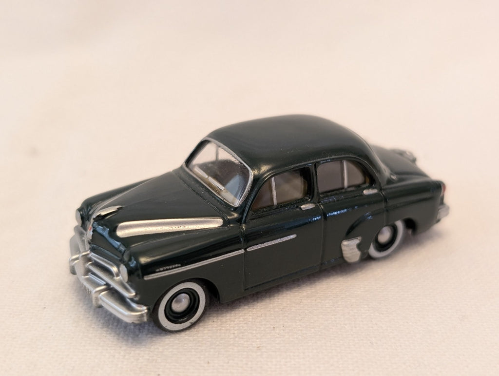 Oxford Diecast OO Gauge Morris Minor MM Saloon Model Car CCF 703