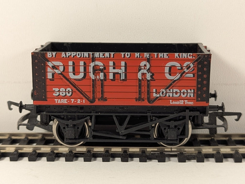 Hornby OO Gauge Pugh & Co Coal Wagon Goods Wagon 380 Pugh & Co Red R010